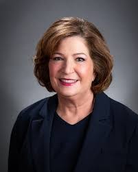 Carin Collins's Instagram, Twitter & Facebook