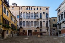 The neckline shape is controlled by a drawstring. Palazzo Fortuny Venice Inexhibit