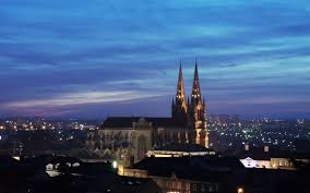 Kader a de nouveau fait trembler les filets adverses en inscrivant un nouveau doublé pour nos rouge et noir ! Cholet Beautiful Places To Visit Travel Photos France