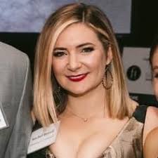 Rachel (@Rachontherox)