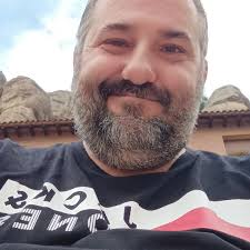 Buenos dias a todos, ya hoy vuelta al trabajo, y feliz, sed felices y poned  una sonrisa al universo.