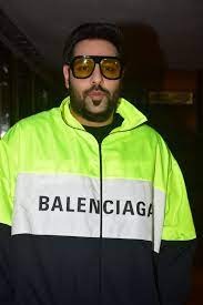 From tailoring to streetwear, shop 100s of balenciaga pieces today. Balenciaga Spring 2018 Menswear Ready To Wear On Indian Rapper Badshah Celebrity Style Sunglasses Rapper Style Balenciaga Spring