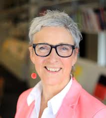 Discovering the forgotten female designers from history