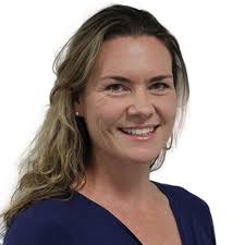 I've spent the past few weeks catching up with friends and family, visiting  my hometown in Louisiana to show my partner where I grew up, then to Niagra 