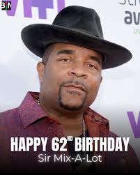 Si se siente bien estar al lado mío, imagínate estar adentro (de mi  corazón) 🫶🏻