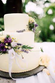65+ loveliest lavender wedding ideas you will love. Sommerliche Inspirationen Fur Euren Sweet Table Hochzeitsblog The Little Wedding Corner Lavender Wedding Cake Wedding Cake Topper Acrylic Purple Wedding Cakes