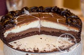 In 2010, the restaurant began offering smaller dessert portions, calling. Celebrate Mother S Day With A Ready To Bake Olive Garden Meal At Home Adventures In Familyhood