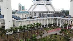 Shah alam, where the sultan salahuddin abdul aziz shah mosque is located, is known as the city of roundabouts because it has 18 of them. Aerial View Masjid Sultan Salahuddin Abdul Aziz Shah Blue Mosque Video By C Yuliang11 Stock Footage 210644880
