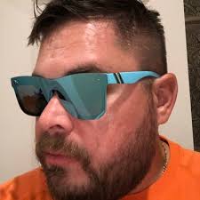 Daniel Dewey (@DanielD49611255)