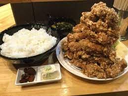 五代目蝦夷 埼玉県東松山市 デカ盛り 2度撃沈をしたデカ盛り系列店で三度目の正直でからあげトリプル定食 大食い 唐揚げ 定食 料理 レシピ 食品と飲料