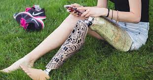 Custom prosthetic leg covers, designed and manufactured in canada. This Company Is Making Fashionable Leg Prosthetics And They Look Amazing Demilked