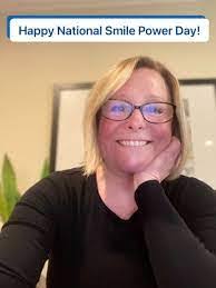 Heidi Rutledge's Instagram, Twitter & Facebook