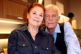 Uschi Glas ist jetzt über 80 Jahre alt, wie sie lebt, ist traurig. Bitte  lesen Sie im Kommentarbereich weiter 👇👇👇