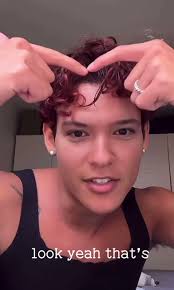 Omar Rudberg Live Makeup