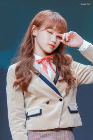 Fallin Light Izone In 2020 Kpop Girls Korean Hairstyle Korean Girl