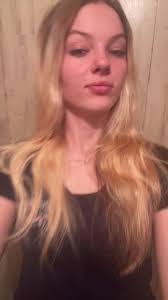 Destiny Oakes's Instagram, Twitter & Facebook