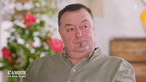 Avant de jouer dans Yellowstone, Kelsey Asbille a été révélée par une série  culte des années 2000