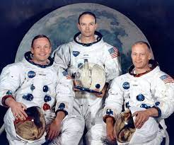 Această primă călătorie a omului de pe pământ pe luna și înapoi a avut loc între 16 și 24 iulie 1969. Primul Om Pe LunÄƒ Descopera Lumea Tribuna