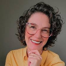 Marisa Krause's Instagram, Twitter & Facebook