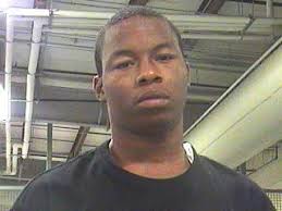 Jailed heroin kingpin offers vivid accounts of drug gang murders in first  week of '39'ers' federal trial