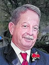 Leslie Springstead's Instagram, Twitter & Facebook