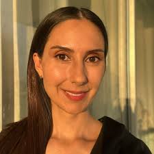 Eneida Gomez (@2G2LL) • Facebook