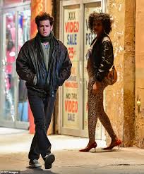 Полное имя — эндрю рассел гарфилд (andrew russell garfield). Andrew Garfield Gets To Work On Set Of Lin Manuel Miranda S Tick Tick Boom Aktuelle Boulevard Nachrichten Und Fotogalerien Zu Stars Sternchen