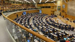 Åtta partier finns representerade i riksdagen under. Jamnare Konsfordelning I Riksdagen Nyheter Ekot Sveriges Radio