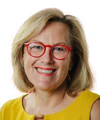 Cheryl Searle's Instagram, Twitter & Facebook