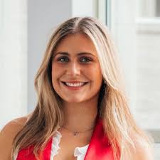 I am ecstatic to announce that I will be taking over as President of  Gonzaga Women In Business for the 2023-2024 school year! This year as I  became more involved in the