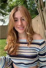 Amber Beddow's Instagram, Twitter & Facebook