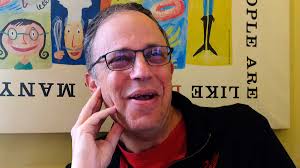 U-T Sports Editor Posner Cheers Career, Owes 'Uncle Elliott' Gould a Phone  Call