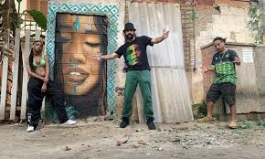 Gabriel O Pensador Reflete Sobre A Resistencia Opressao E Preconceito Na Faixa Vamo Ai