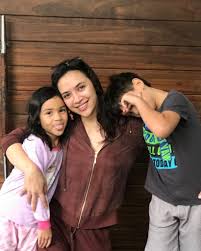 Diana danielle masak apa tu. Comelnya Saya Terharu Minat Punya Pasal Peminat Namakan Cucu Perempuan Dengan Nama Diana Danielle