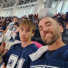 Woke up to some good news we finally made it my lo got approved thank god