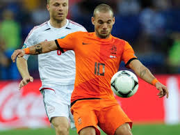 Check out his latest detailed stats including goals, assists, strengths & weaknesses and match ratings. Wesley Sneijder Zum Fc Bayern Jupp Heynckes Mit Felix Magath Witz Fc Bayern