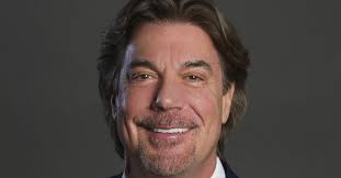 Robert S. Kaiser Sales, Negotiation and Leadership Lab opens to students