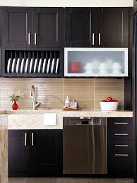 The recurring theme of gold hardware is also here, giving this kitchen a simply elegant finish. Ideas For Tile Patterns Mirror Make Successful Combinations Represent Interior Design Ideas Ofdesign