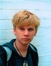 Robert stadlober news, gossip, photos of robert stadlober, biography, robert stadlober robert stadlober is a 38 year old austrian actor born on 3rd august, 1982 in friesach, carinthia, austria. Der Neue Brandauer Immer Noch Crazy Robert Stadlober Bilder Tv Spielfilm