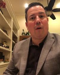 Sending GRATITUDE to all of our servers today in honor of  #NationalWaitstaffDay! , Give your favorite waiter/waitress a shoutout  below! #WeMissYouMore