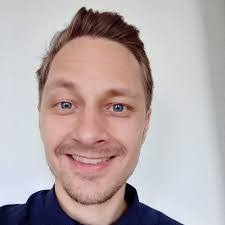 Kristian Holm's Instagram, Twitter & Facebook