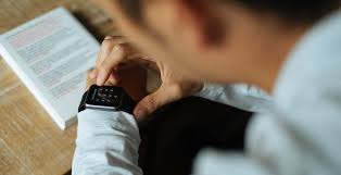 Das bundessozialgericht (bsg) hat schon im jahr 2002 und 2006. Arbeitsunfahig Oder Nicht Wenn Arbeitgeber An Der Arbeitsunfahigkeit Zweifeln Personal Wissen De