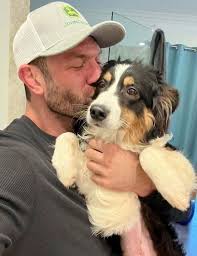 My little Daisy had a stroke this morning… she's still with us, but she's  not doing well at all. It's been such a heartbreaking day. Please keep her  in your prayers🙏🙏🙏❤️