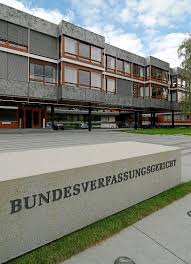 94 gg schreibt vor, dass die mitglieder des bundesverfassungsgerichts je zur hälfte vom bundestag und vom die wahl setzt einen vorschlag des wahlausschusses voraus, dessen zusammensetzung in absatz 2 geregelt ist. Bundesverfassungsgericht Wikipedia