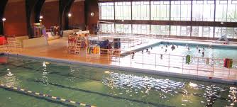 Piscine Du Colombier A Creteil Horaires Tarifs Avis Cours De Natation Piscine Piscine Municipale