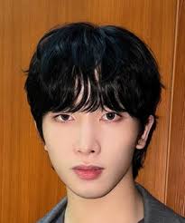 Yoon Dong Yeon (윤동연)