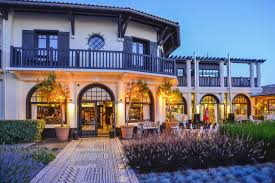 La corniche est un hotel restaurant sur le bassin d'arcachon, cadre idyllique au coucher du soleil avec une vue panoramique sur le bassin, la dune du pyla et l'océan. Hotel La Co O Rniche Pyla Sur Mer Updated 2021 Prices