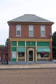 Underbrinks In Quincy Il Get The Angel Food Cupcakes And The Custard Rolls And The Nut Rolls And The Get On Favorite Places Places Amazing Architecture