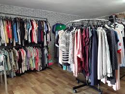 Găsește autoturism second hand la cele mai bune prețuri. Haine Second Hand