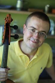 LA Opus: Ives, Beethoven, Shostakovich open SBCMS 2019-2020